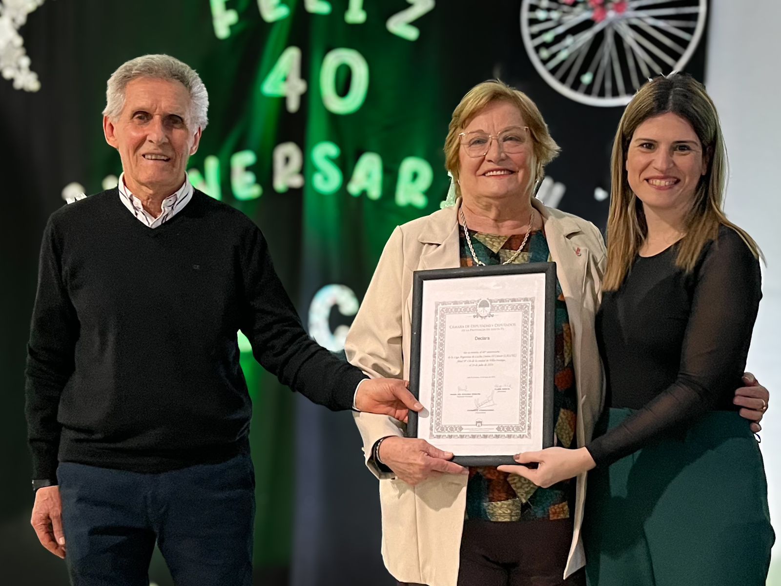 𝐋𝐚𝐥𝐜𝐞𝐜 𝐕𝐢𝐥𝐥𝐚 𝐎𝐜𝐚𝐦𝐩𝐨 𝟒𝟎 𝐚ñ𝐨𝐬 𝐭𝐫𝐚𝐛𝐚𝐣𝐚𝐧𝐝𝐨 𝐞𝐧 𝐥𝐚 𝐩𝐫𝐞𝐯𝐞𝐧𝐜𝐢ó𝐧 𝐝𝐞𝐥 Ca𝐧𝐜𝐞𝐫