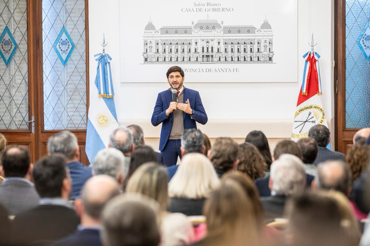 Pullaro: “La educación está priorizada dentro de las políticas públicas en la Provincia de Santa Fe”