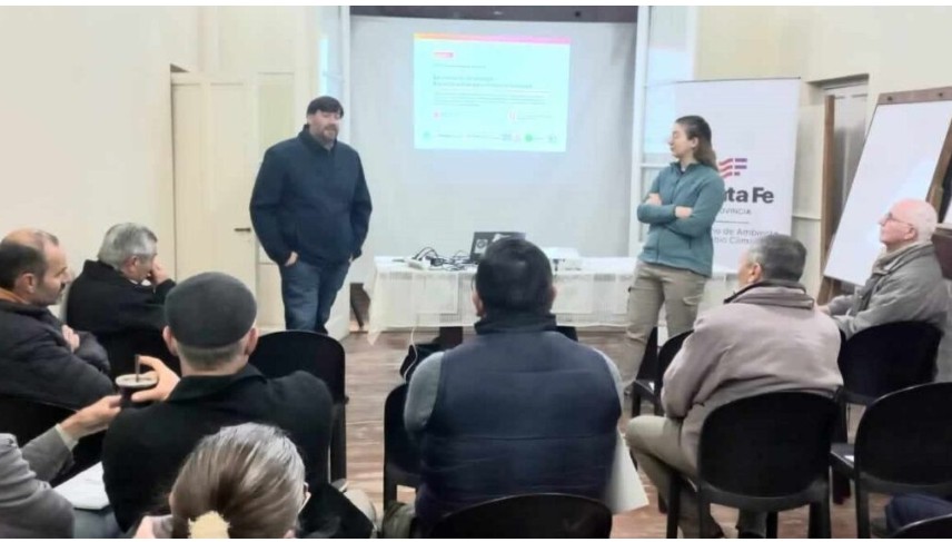 SE REALIZO UNA IMPORTANTE JORNADA GANADERA EN EL COET DE TACUARENDI