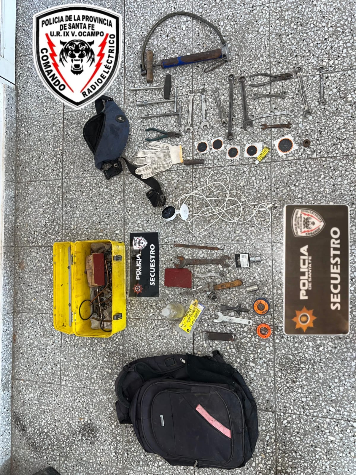 VILLA OCAMPO: Robó cosas del baúl de la moto a su tía, y lo estaba vendiendo .