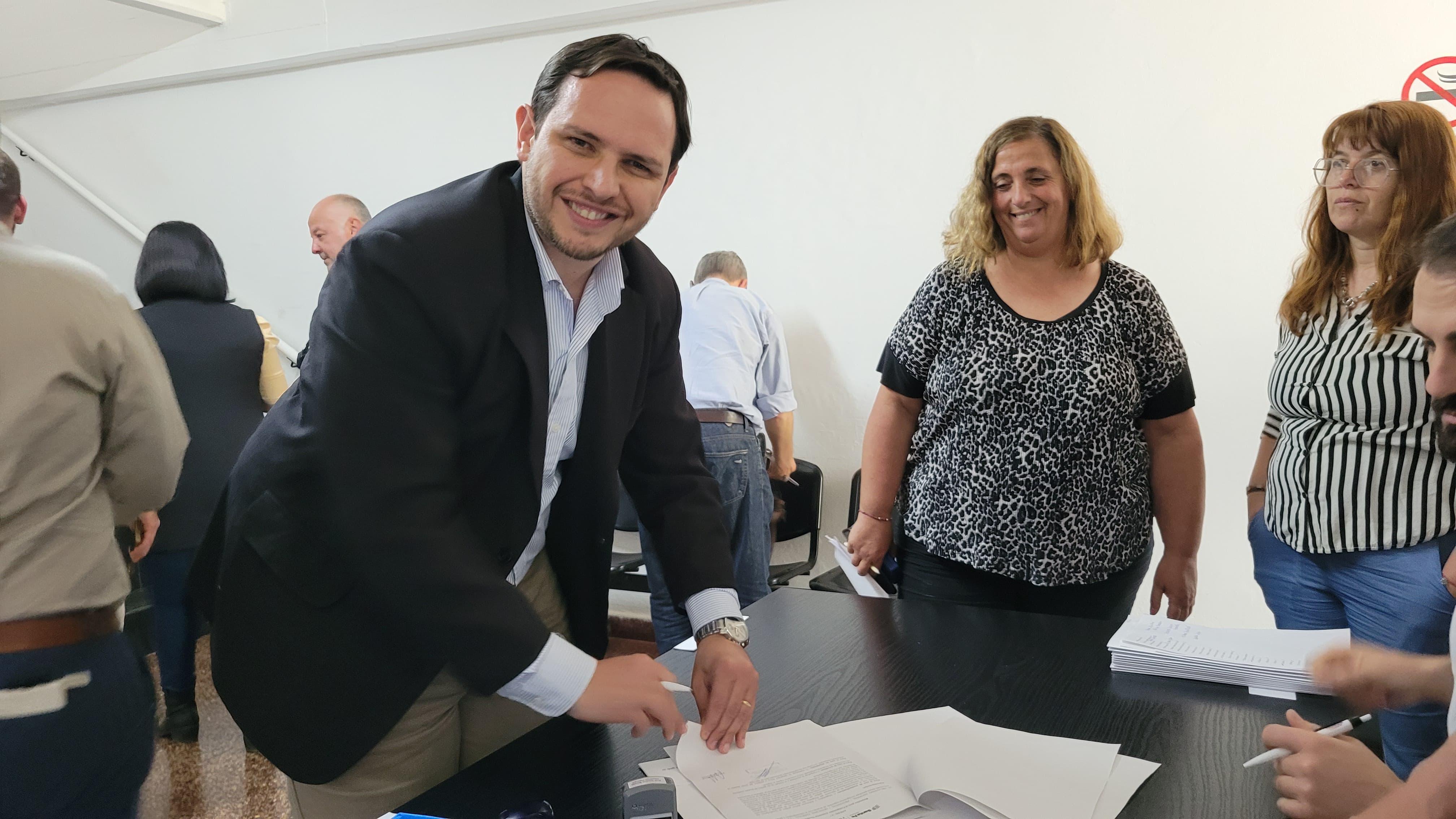 VILLA OCAMPO: FIRMA DE CONVENIOS: PROGRAMA NUEVA OPORTUNIDAD