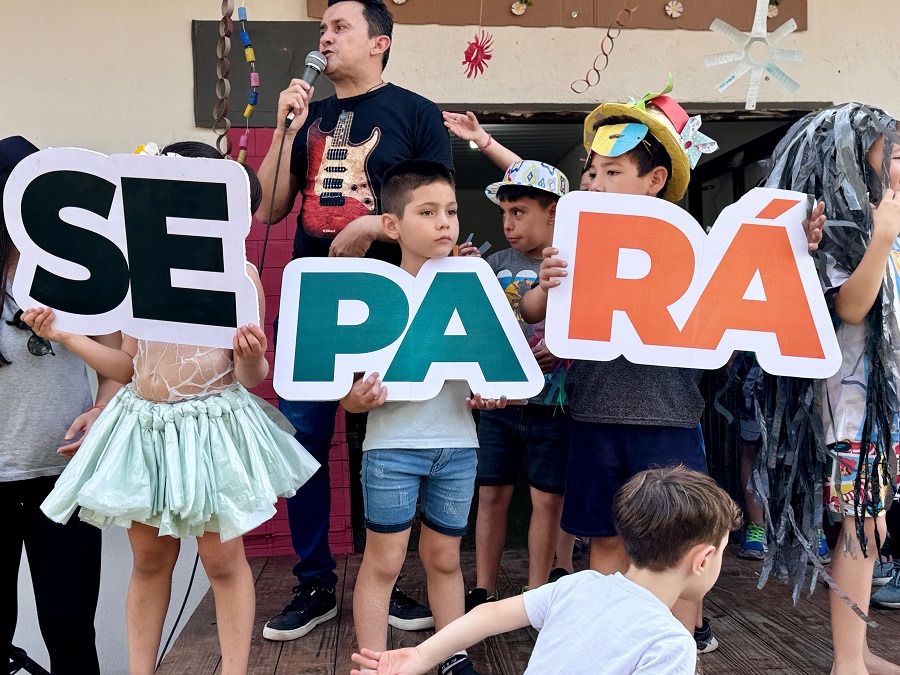 VILLA OCAMPO: NIÑOS DEL CAF JUAN PABLO II IMPULSAN EL RECICLAJE CON UNA CANCIÓN