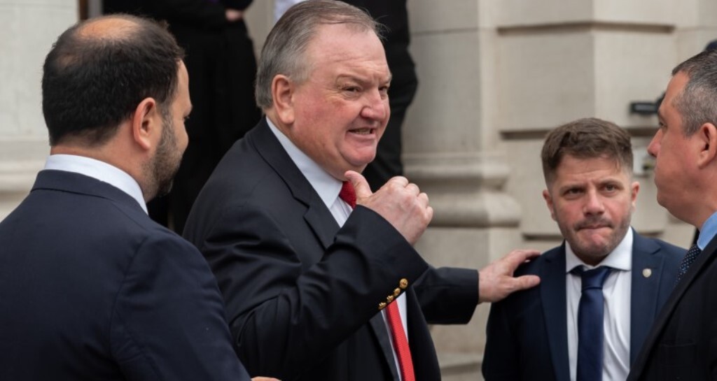 Un sector del radicalismo se rebeló a gobernador Maximiliano Pullaro y le traba la reelección.