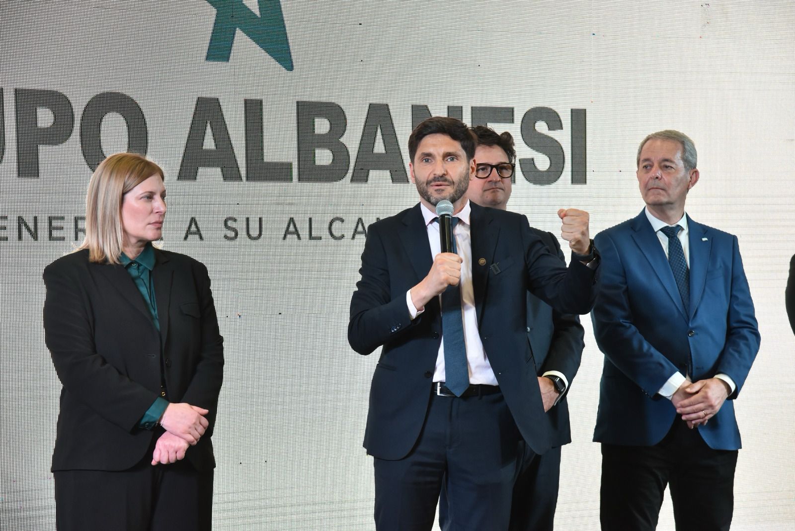 Pullaro: “Trabajando juntos el sector privado y el sector público, Argentina va a salir adelante”