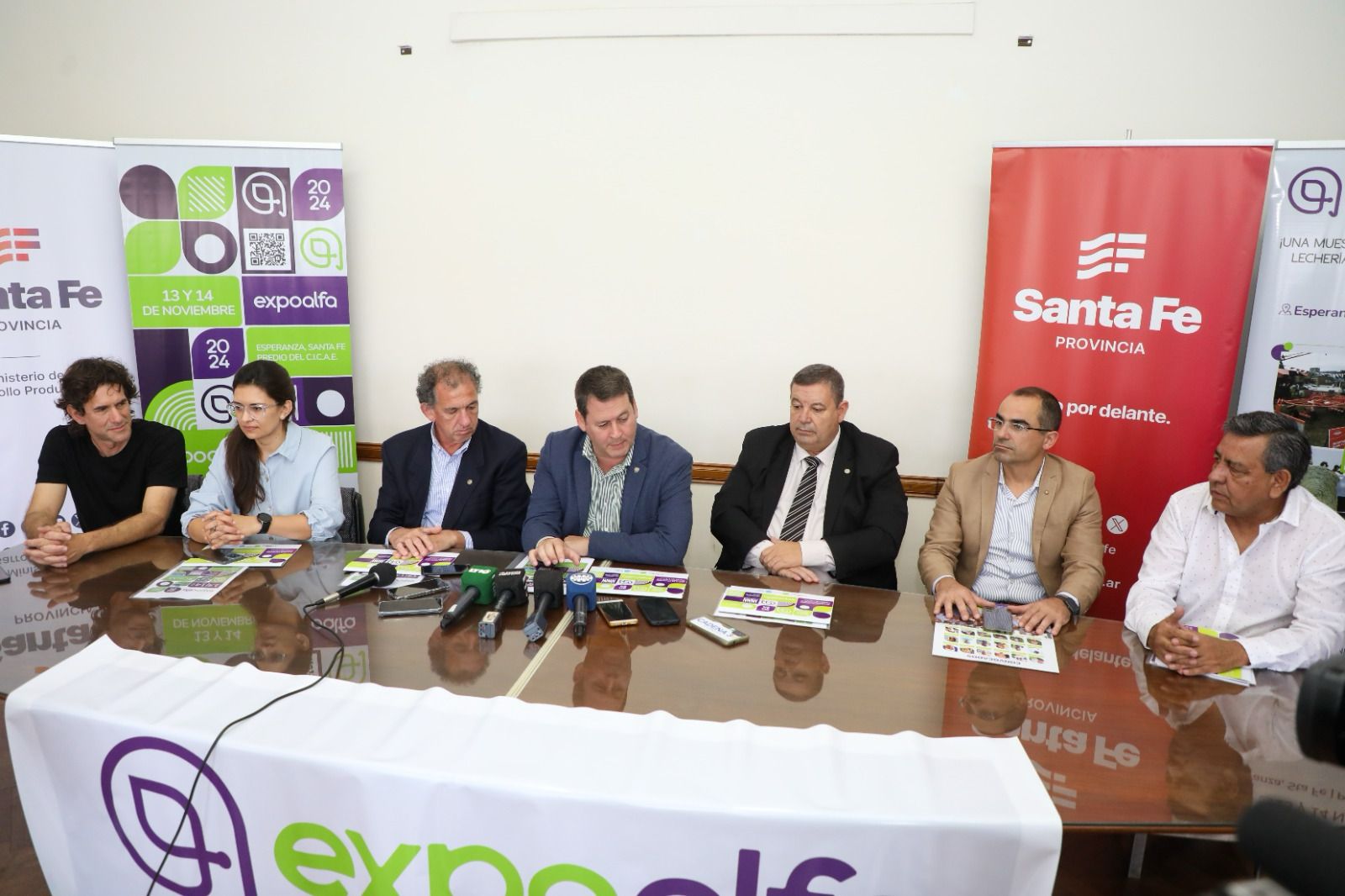Expo Alfa 2024: Provincia presentó la muestra nacional de alfalfa que se realizará en Esperanza