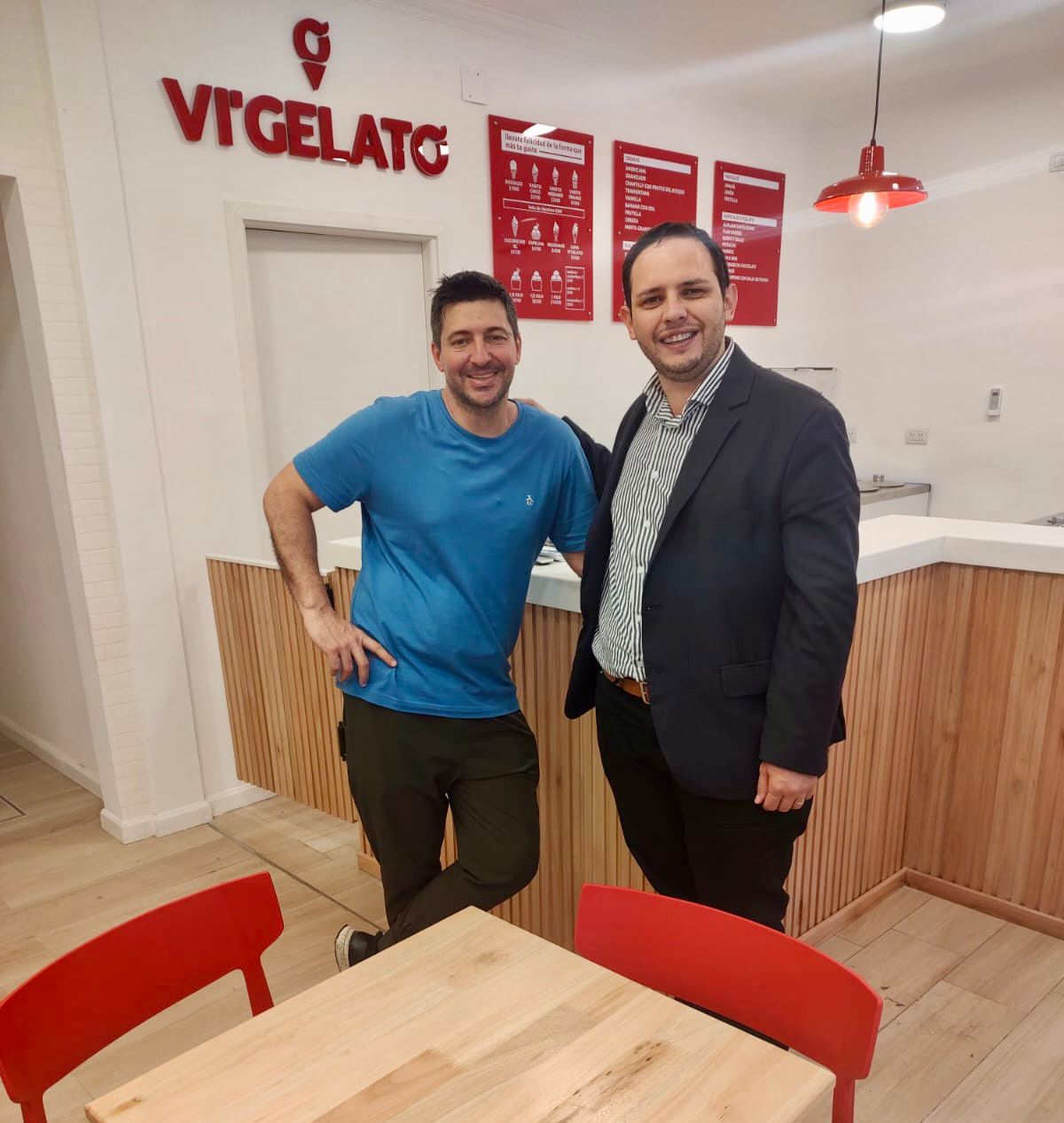 EL INTENDENTE MAREGA ACOMPAÑÓ LA INAUGURACIÓN DE LA NUEVA SUCURSAL DE VI’GELATO EN SANTA FE