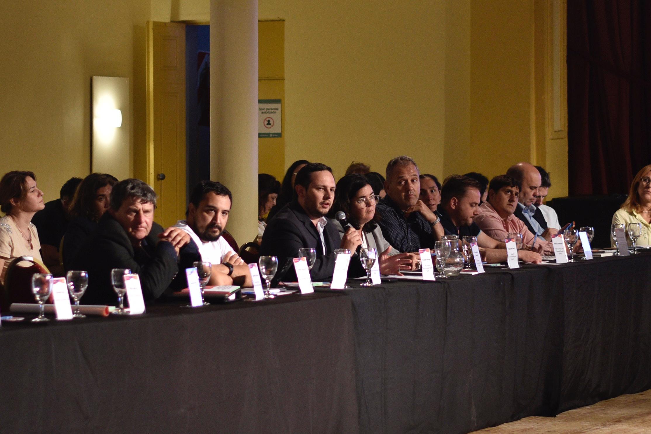 VILLA OCAMPO: INTENSA AGENDA DE TRABAJO DEL INTENDENTE CRISTIAN MAREGA EN LA CAPITAL PROVINCIAL