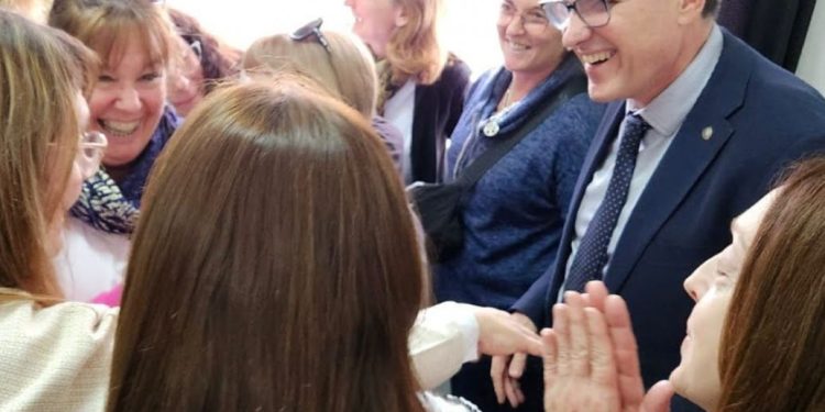 Asistencia Perfecta: más de 46 mil docentes cobrarán el incentivo mensual de octubre