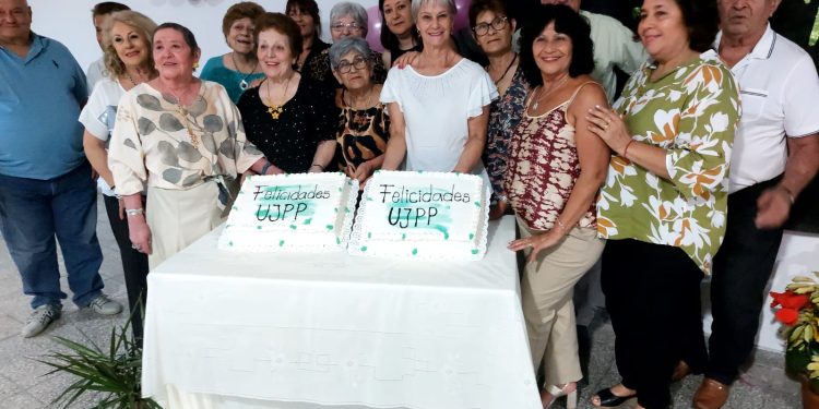 VILLA OCAMPO CELEBRÓ LA TRADICIONAL CENA ANUAL DE LA UNIÓN DE JUBILADOS Y PENSIONADOS PROVINCIALES