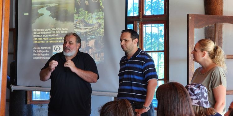 VILLA OCAMPO: CAPACITACIÓN PARA GUÍAS INTÉRPRETES EN EL SITIO RAMSAR JAAUKANIGÁS