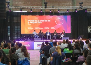 Santa Fe en Movimiento: un espacio de capacitación docente desde el deporte