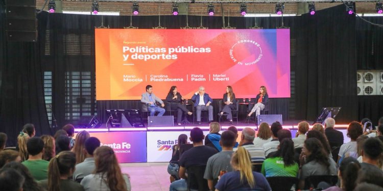 Santa Fe en Movimiento: un espacio de capacitación docente desde el deporte