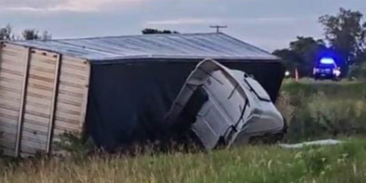 VILLA OCAMPO: ACCIDENTE EN RUTA NACIONAL Nº11, CON UNA PERSONA FALLECIDA.