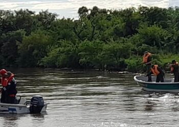 Villa Ocampo: Continúan buscando al hombre que se ahogó en el arroyo Los Amores