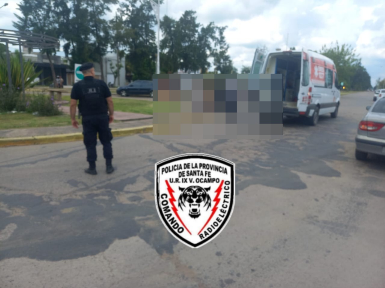 Villa Ocampo: Una menor de 14 años conducía una motocicleta acompañado por otra menor de 15 años, terminaron colisionando con un automóvil.