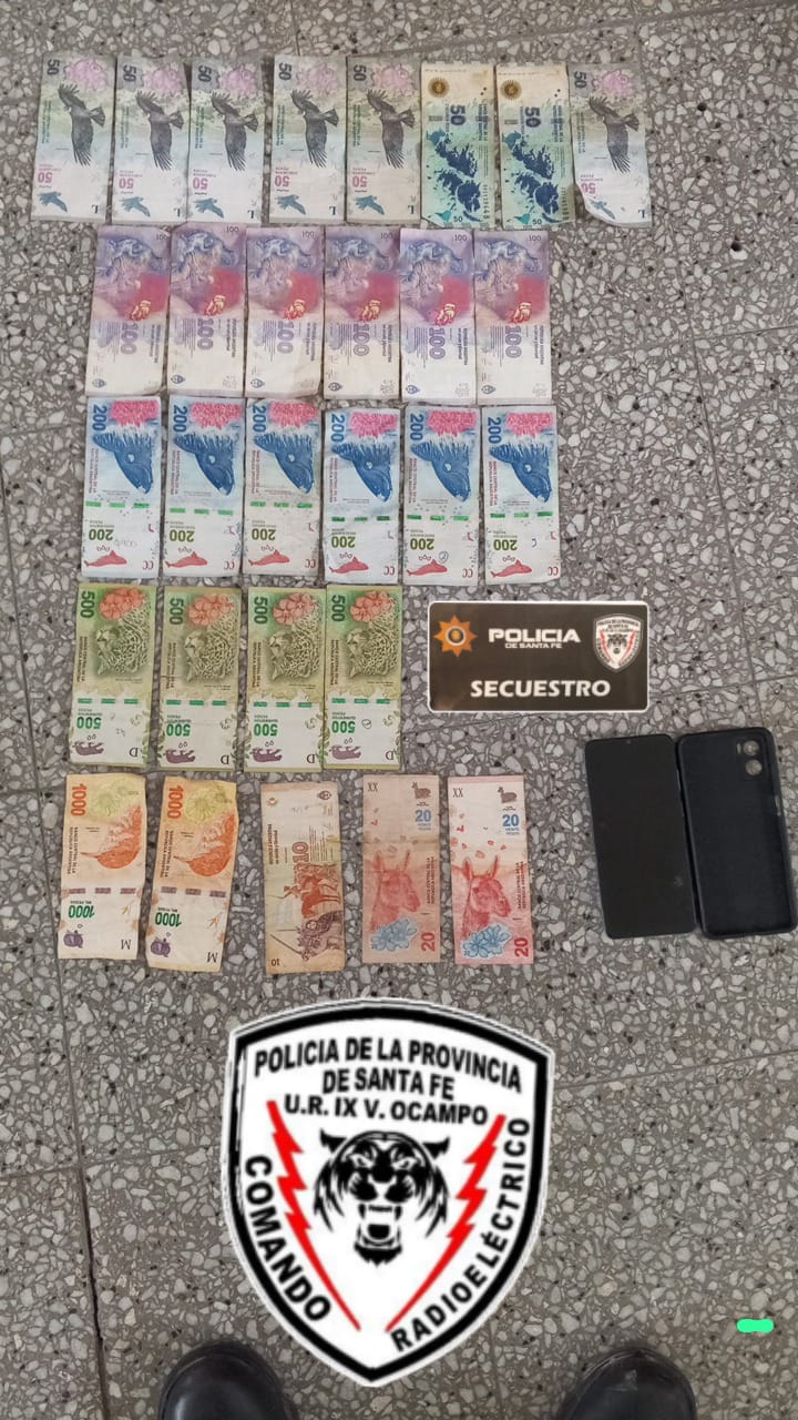 Villa Ocampo: Una mujer entro a un kiosco y robó dinero, fue aprendida por la policía por hurto.