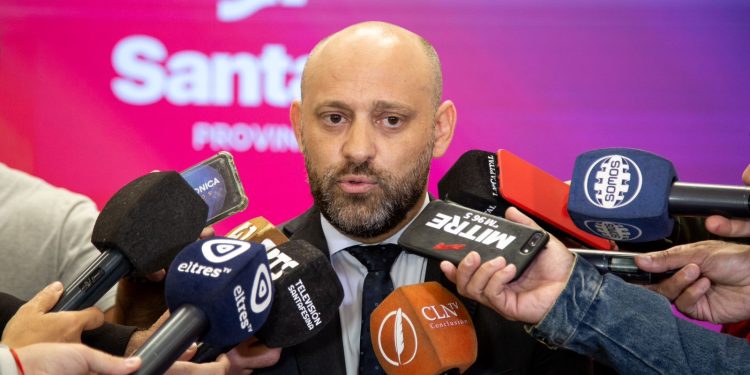 El Gobierno pone fin al ingreso de personal a la EPE por vínculos hereditarios