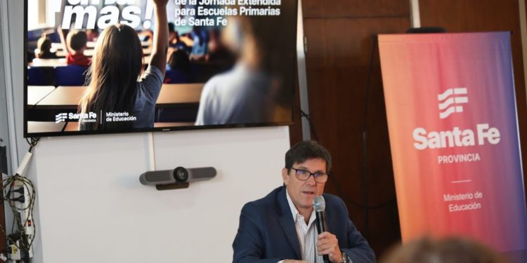 Más del 70 % de los docentes de la provincia ya adhirieron a la jornada extendida en la escuela primaria