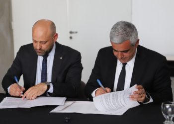 Provincia firmó un acuerdo con la UNR para invertir $ 150 millones en impulsar proyectos científicos