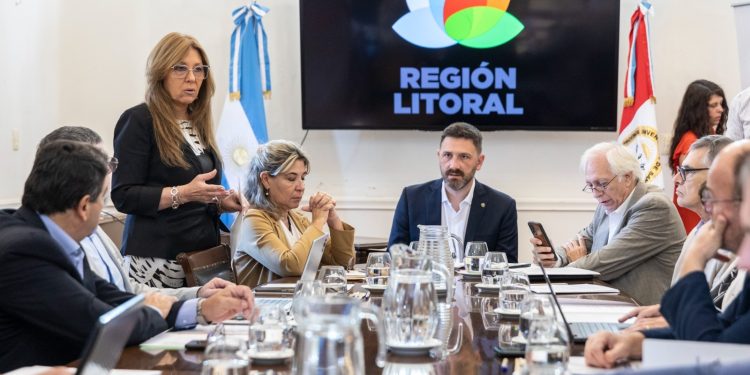 Región Litoral firmó en Santa Fe el acta constitutiva del Comité de Manejo de las Pesquerías