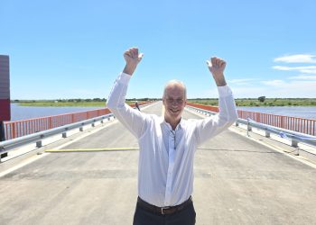 Dionisio Scarpin: “Este puente es el inicio de un futuro lleno de oportunidades para Villa Ocampo y la región”