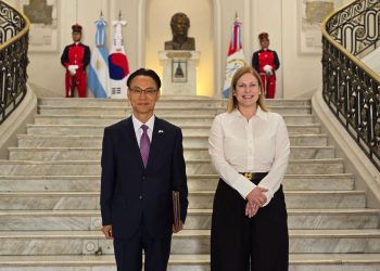 Scaglia recibió al embajador de Corea del Sur