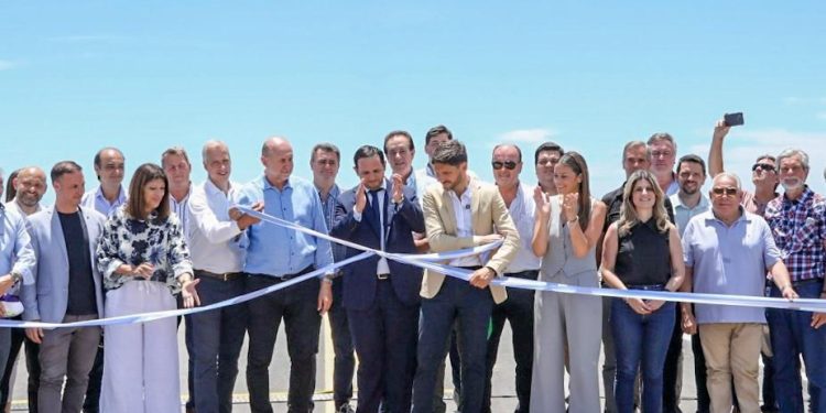 Pullaro: “El puente Paraná Miní nos permite soñar un norte productivo y una provincia potenciada que saque sus cargas a cualquier lugar del mundo”