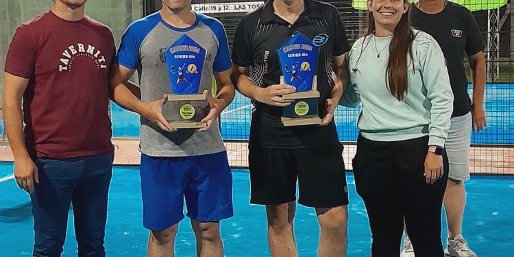 VILLA OCAMPO: ENTREGA DE PREMIOS DEL TORNEO SENIOR A DE PÁDEL