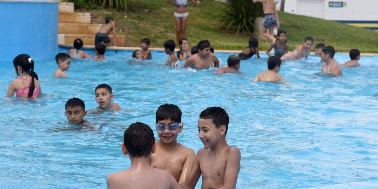 Más de 36 mil niños y adolescentes disfrutarán de las Escuelas de Verano de Santa Fe