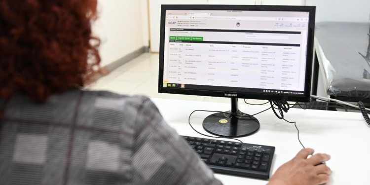 Provincia avanza con la implementación progresiva de la receta electrónica