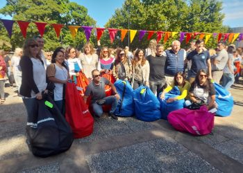 Santa Fe en Movimiento: se entregaron 2500 kits deportivos a escuelas de toda la provincia