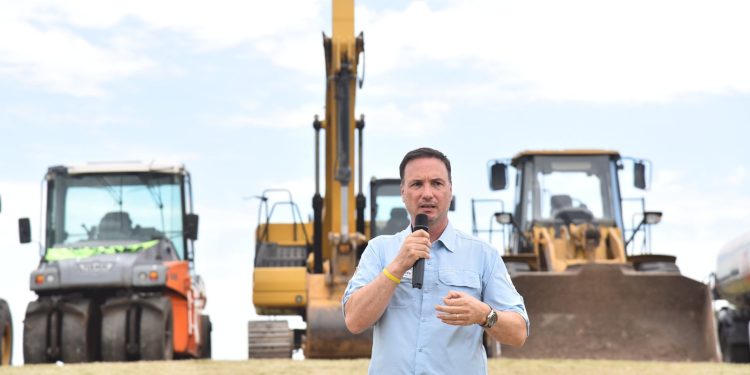 Pullaro: “Ordenar el Estado nos permite ejecutar un plan de obra pública histórico para Santa Fe”