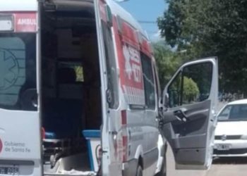 Villa Ocampo:Choque de dos automóviles en el casco céntrico de la ciudad