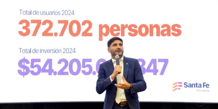 Pullaro: “El Boleto Educativo es una herramienta que cambia, transforma y da derechos”