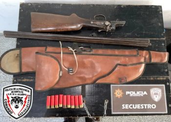 Villa Ocampo: Un adolescente herido y un hombre mayo de edad encausado por tenencia indebida de arma de fuego