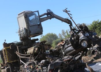 Provincia compactó 12.295 vehículos abandonados en 7 meses