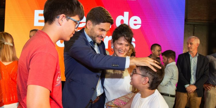 Pullaro: “Pusimos en orden el Estado y los recursos que ahorramos van a la obra pública”