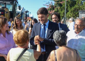 Pullaro: “Invertimos en obra pública y hoy los vecinos ven en las calles las máquinas iniciando trabajos tan anhelados”