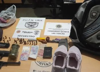 LAS TOSCAS: DETUVIERON A UN JOVEN QUE PORTABA UNA MOCHILA, CON DOS ARMAS DE FUEGO Y MARIHUANA