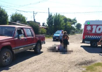 Villa Guillermina: Accidente de transito entre moto y camioneta y una mujer con lesiones que fue trasladada al hospital de Villa Ocampo.