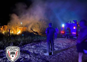 VILLA OCAMPO: Se incendio una casa en la madrugada del sábado 8 de Febrero.