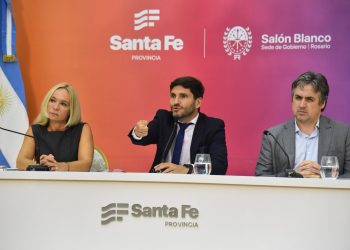 Pullaro presentó un programa de recompensas para esclarecer asesinatos ocurridos desde 2014