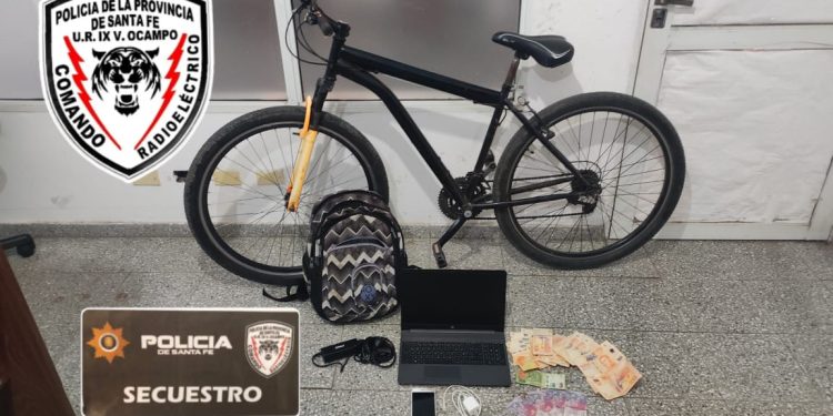 Villa Ocampo: Robó un computadora portatil (Notebook), la ofreció para la venta en redes sociales y el dueños la reconoció.