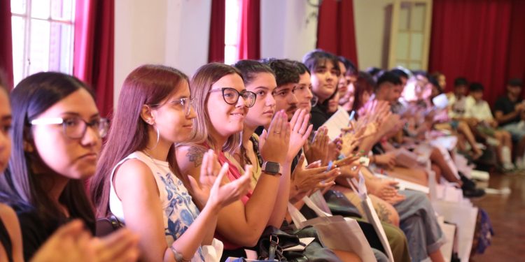 Residencias Culturales: 200 jóvenes inician sus prácticas en distintos espacios y museos de la Provincia.