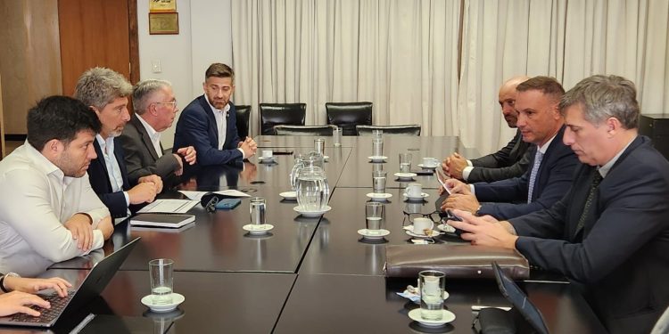 Enrico: “Vamos a seguir reclamando la reparación de rutas hasta que Nación ponga en marcha las obras”