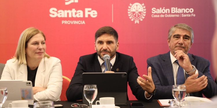 Pullaro anunció que se invierten 84 millones de dólares en los sistemas de monitoreo de Santa Fe, Rosario y ciudades aledañas