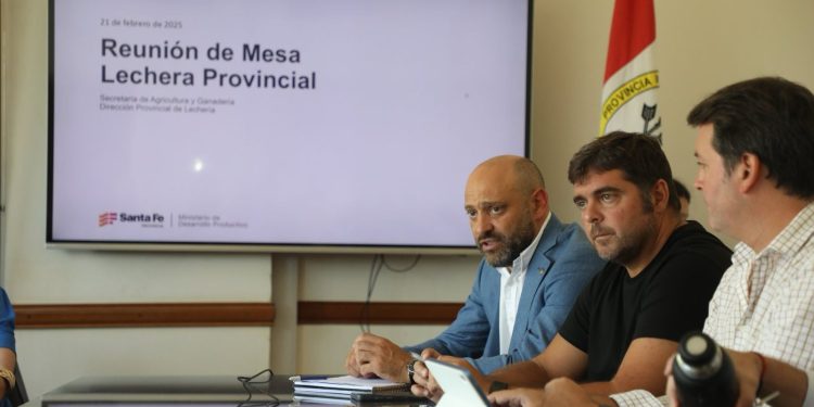 Mesa Provincial de Lechería: ampliar la exportación, uno de los ejes centrales de la primera reunión del año.