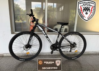 VILLA OCAMPO: Personal del Comando Radio Eléctrico recupero una bicicleta que fue robada y vendía, el comprador dice haber “comprado de buena fe”.