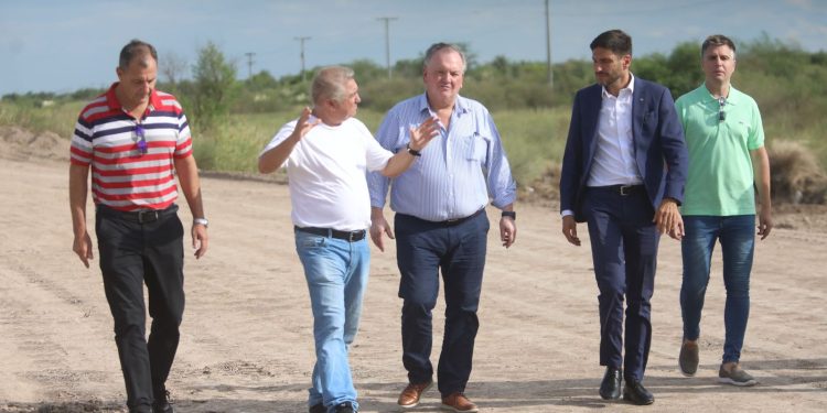 Pullaro: “La obra pública genera desarrollo, bienestar y trabajo”.