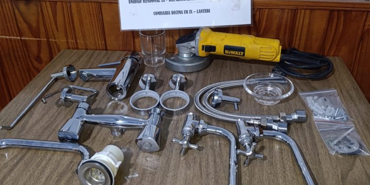  Lanteri: Un sujeto robó varios elementos en una escuela rural.